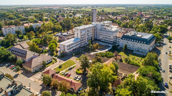 Korhaz foto 2020 tata